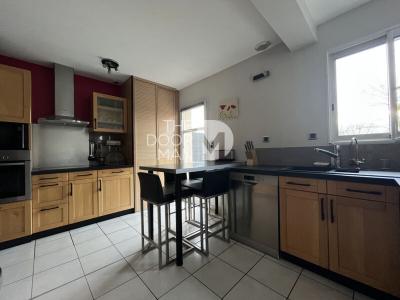 For sale Trelaze 5 rooms 98 m2 Maine et loire (49800) photo 2