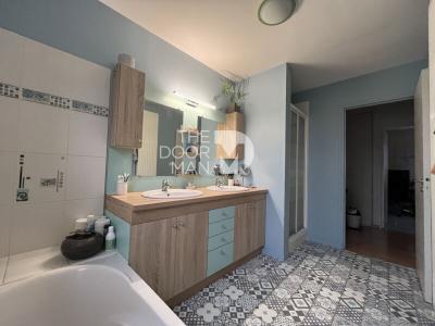 For sale Trelaze 5 rooms 98 m2 Maine et loire (49800) photo 4
