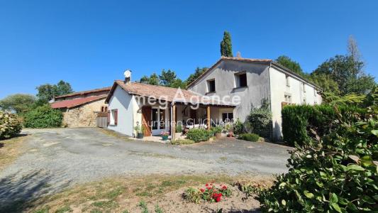 For sale Bressuire 17 rooms 265 m2 Deux sevres (79300) photo 0