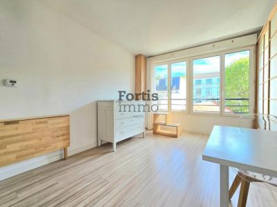 For sale Paris-18eme-arrondissement 1 room 22 m2 Paris (75018) photo 0