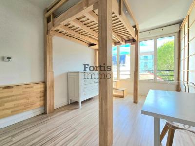 Annonce Vente Appartement Paris-18eme-arrondissement 75