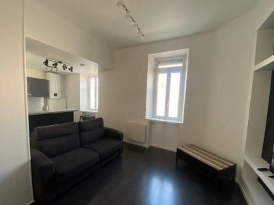 Louer Appartement 28 m2 Bordeaux