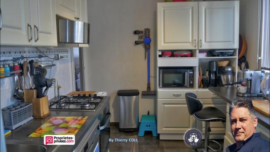 For sale Lyon-8eme-arrondissement 3 rooms 66 m2 Rhone (69008) photo 4