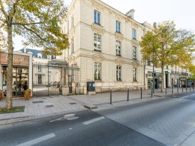 For sale Angers 11 rooms 547 m2 Maine et loire (49100) photo 0