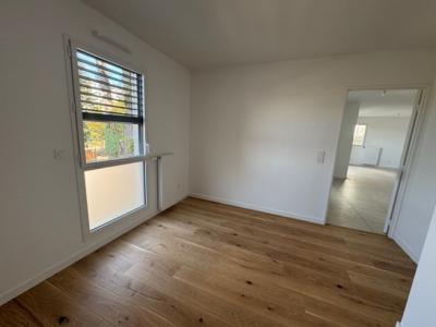 Louer Appartement Tassin-la-demi-lune 582 euros