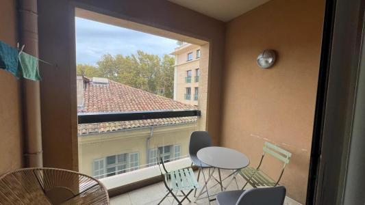 Louer Appartement Beaurecueil 1350 euros