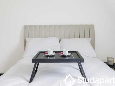 Annonce Location 2 pi�ces Appartement Paris-8eme-arrondissement 75