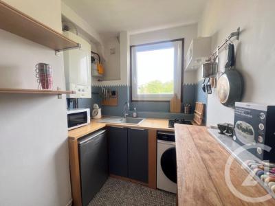 For rent Fontenay-sous-bois 2 rooms 39 m2 Val de Marne (94120) photo 3