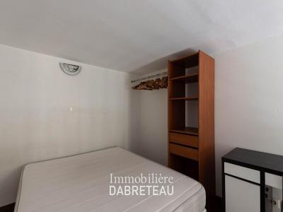 Louer Appartement 23 m2 Lyon-7eme-arrondissement