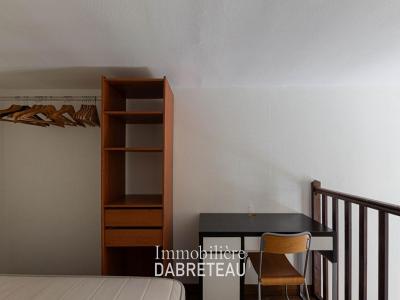 Louer Appartement Lyon-7eme-arrondissement 503 euros
