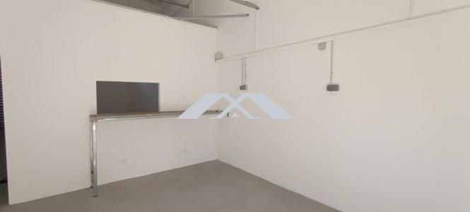 Louer Commerce 75 m2 Saint-louis