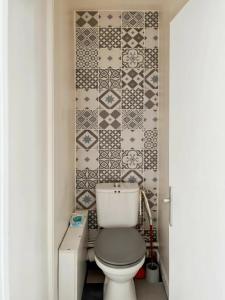 For sale Rueil-malmaison 3 rooms 65 m2 Hauts de Seine (92500) photo 4