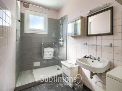 For sale Locoal-mendon 5 rooms 122 m2 Morbihan (56550) photo 3