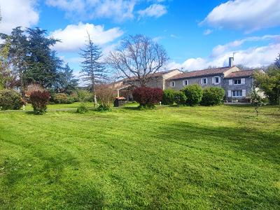 For sale Castres 12 rooms 700 m2 Tarn (81100) photo 0
