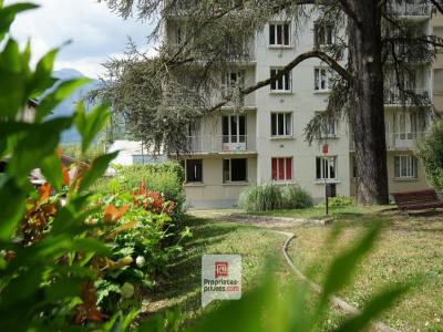 For sale Villard-bonnot 4 rooms 66 m2 Isere (38190) photo 0