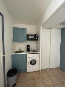 For sale Sete 1 room 22 m2 Herault (34200) photo 0