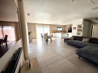 For sale Saint-chamas 5 rooms 140 m2 Bouches du Rhone (13250) photo 2