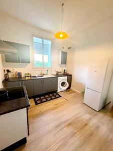 For sale Istres 2 rooms 50 m2 Bouches du Rhone (13800) photo 2