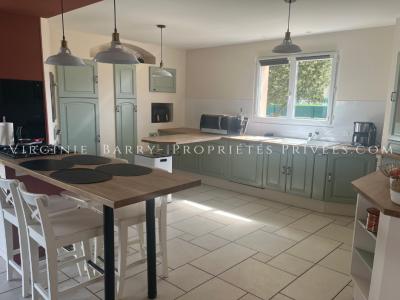 For sale Bords 4 rooms 149 m2 Charente maritime (17430) photo 0