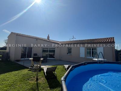 For sale Bords 4 rooms 149 m2 Charente maritime (17430) photo 1