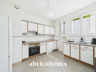 For sale Nantes 3 rooms 79 m2 Loire atlantique (44000) photo 2