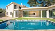 For sale House Luynes  135 m2 5 pieces