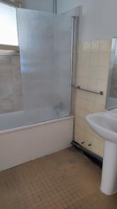 For sale 3 rooms 70 m2 Gard (30000) photo 4
