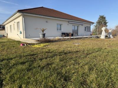 For sale 2 MINUTES DE LA GARE 5 rooms 125 m2 Isere (38480) photo 0