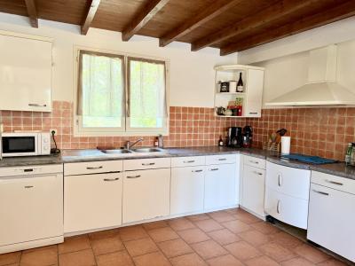 For sale CAMPAGNE 6 rooms 128 m2 Vaucluse (84190) photo 4