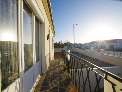 For sale POXIMIT� PLAGE 5 rooms 112 m2 Vendee (85520) photo 3