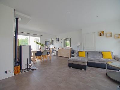 For sale CENTRE BOURG 6 rooms 130 m2 Vendee (85150) photo 2