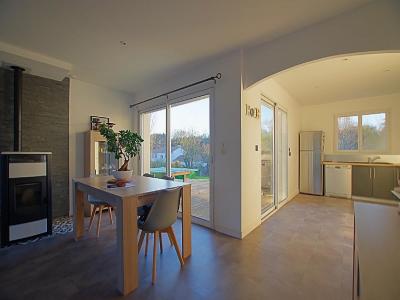 For sale CENTRE BOURG 6 rooms 130 m2 Vendee (85150) photo 4