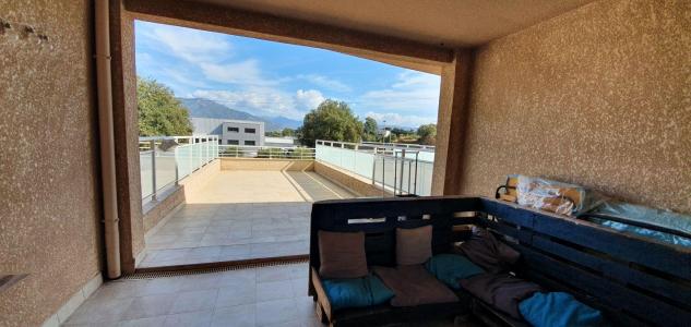 Louer Appartement  640 euros