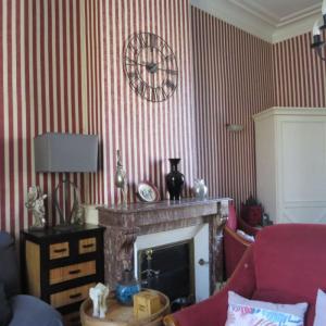For sale Fontenay-le-comte 6 rooms 124 m2 Vendee (85200) photo 2
