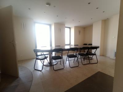 For rent Saint-pons-de-thomieres 4 rooms 77 m2 Herault (34220) photo 3