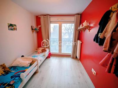 Louer Appartement 65 m2 Gretz-armainvilliers