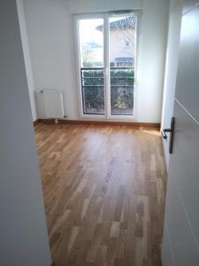 Annonce Location 4 pi�ces Appartement Laiz 01