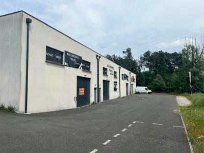 Louer Commerce Montussan 24000 euros