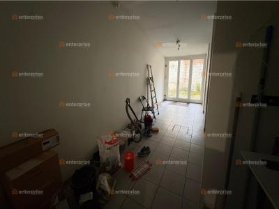 Louer Local commercial Armentieres 16200 euros