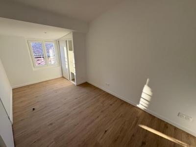 Louer Appartement Marseille-2eme-arrondissement 985 euros