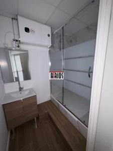 Louer Bureau Garde 9900 euros