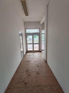 Louer Local commercial Moufia 11760 euros