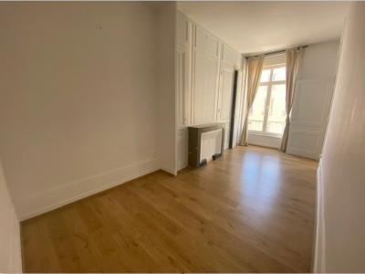 Louer Appartement 66 m2 Lyon-2eme-arrondissement