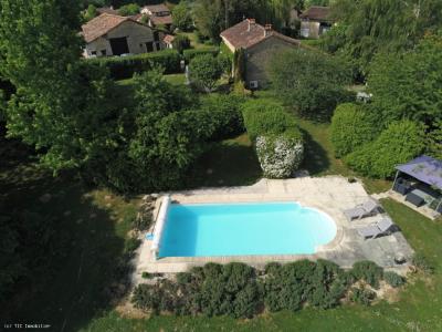 Annonce Vente Gite Nanteuil-en-vallee 16