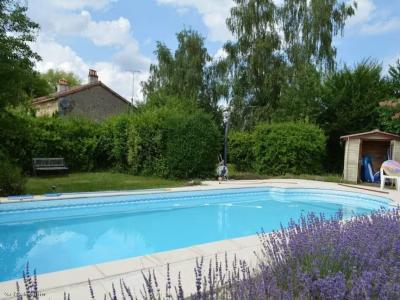 Acheter Gite 153 m2 Nanteuil-en-vallee