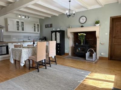 Acheter Gite Nanteuil-en-vallee 220000 euros