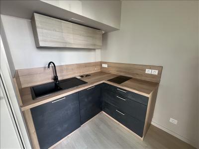 Louer Appartement 42 m2 Vaulx-en-velin