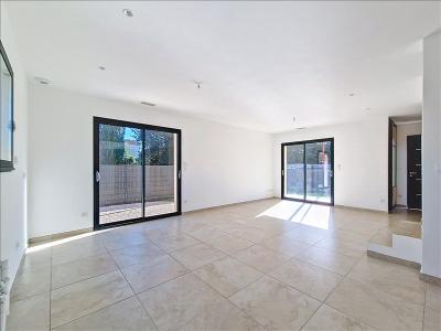 Louer Maison 93 m2 Lespignan