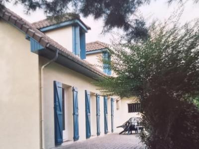 For rent Bizanos 6 rooms 194 m2 Pyrenees atlantiques (64320) photo 0
