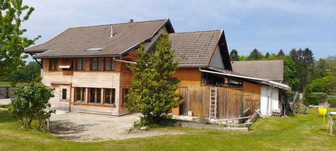 For sale 7 MINUTES DE PONT DE BEAU 5 rooms 123 m2 Isere (38480) photo 1